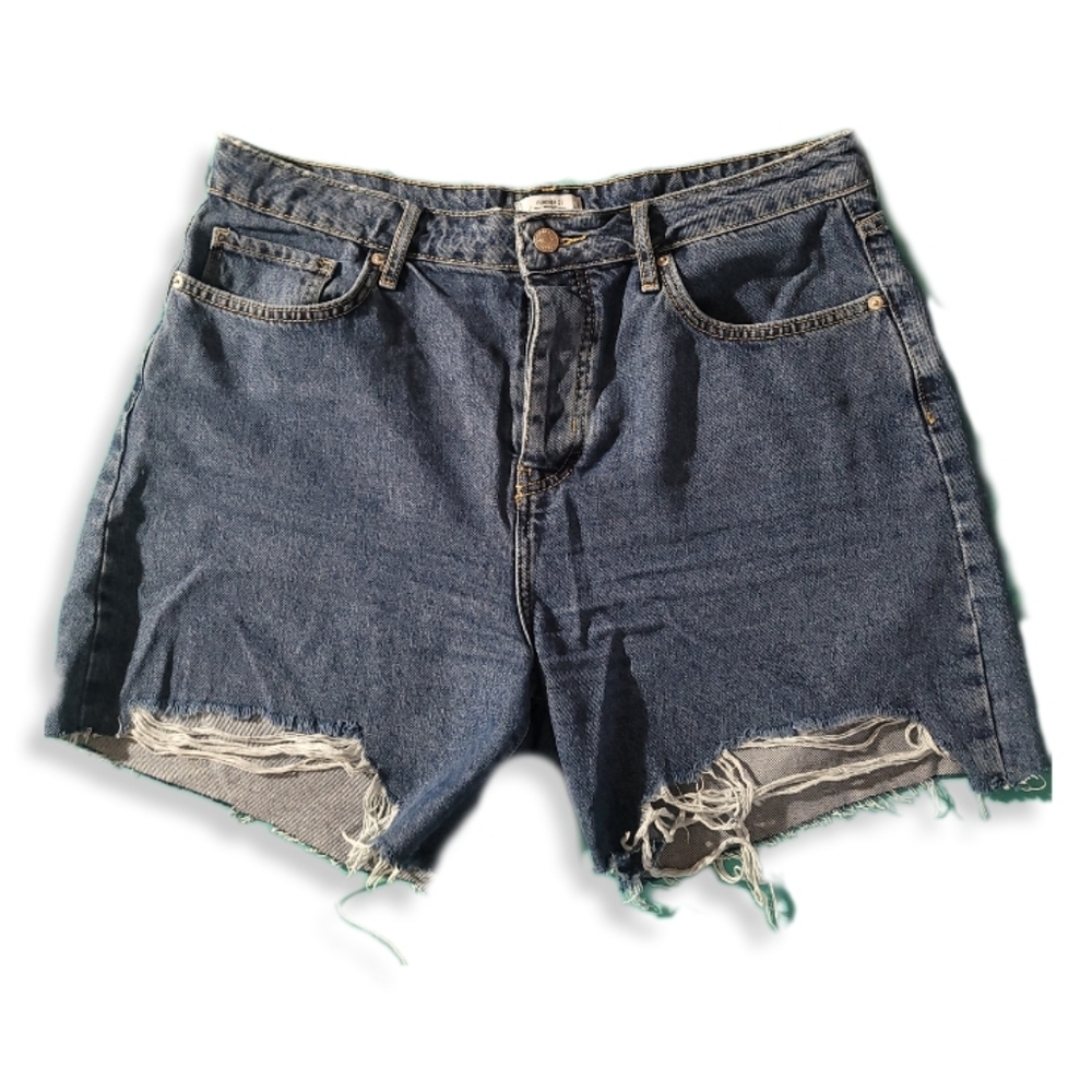 Forever 21 moms dark short jeans sizes 31